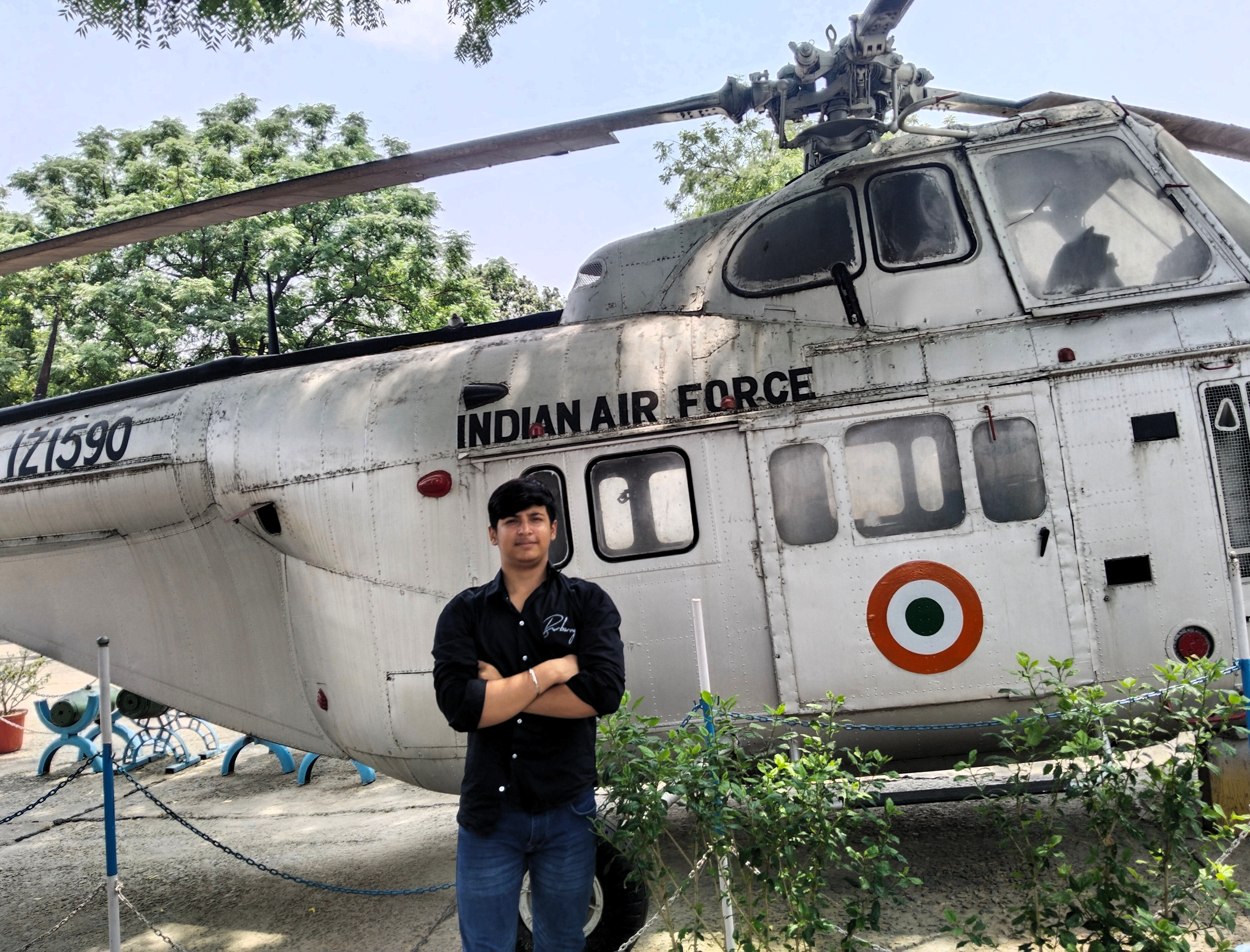 Mitanshu Bhasin Mitanshu Bhasin - Teenage SEO Prodigy, System Architect and Cybersecurity Expert